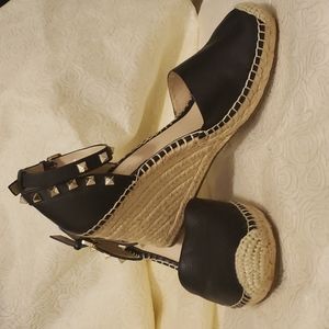 These 'Marc Fisher' Espadrilles are so you!